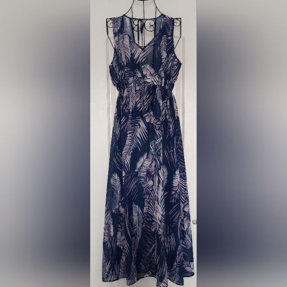 Source Unknown Other - Sheer Cover Up Maxi Dress Size Small